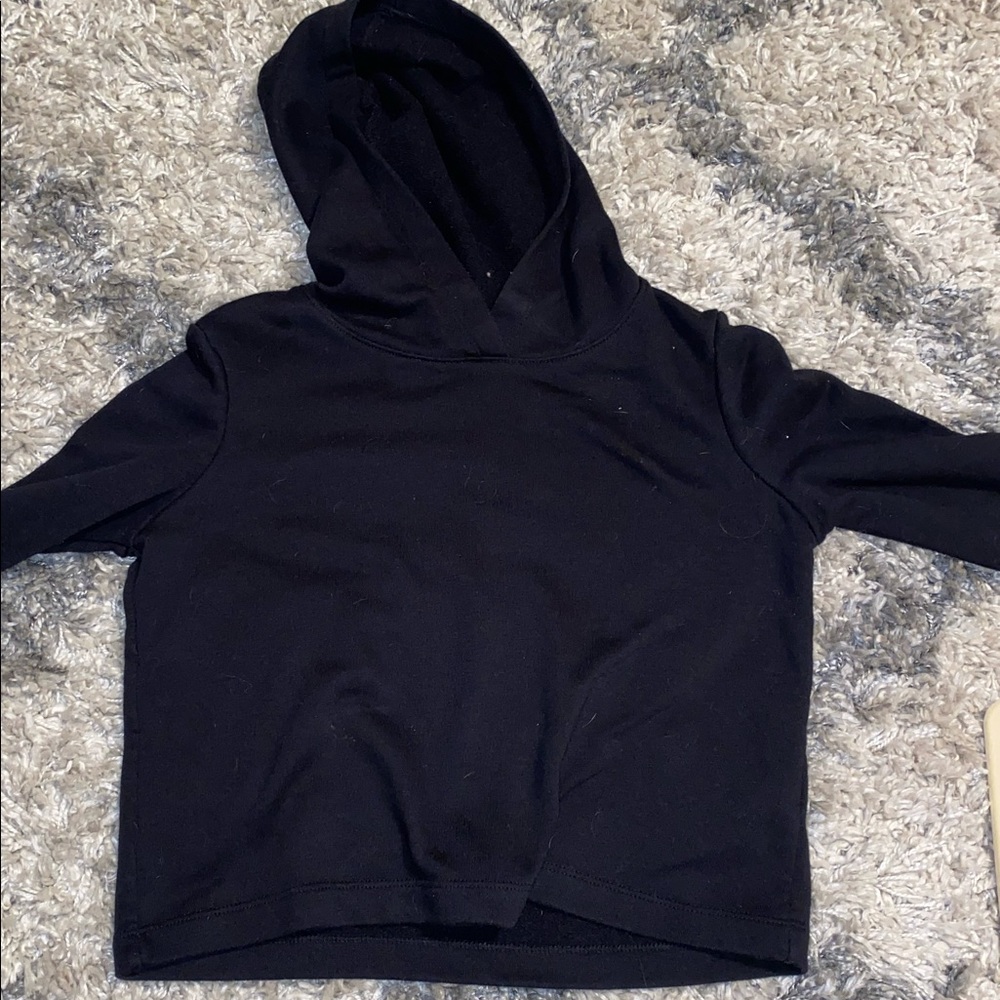 black cropped hoddie